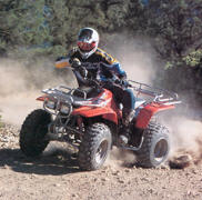 KEF 300 auf Schotter